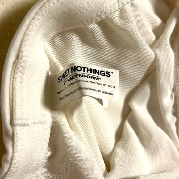 Sweet Nothings by Maidenform. White Strapless Body/Corsage Romper. Size M. NWOT - Picture 3 of 4